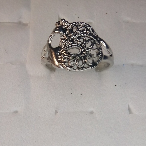 ❤️3/$10❤️NIP - Silver Tone Hollow Style New Design Ring - 6 - Picture 4 of 5
